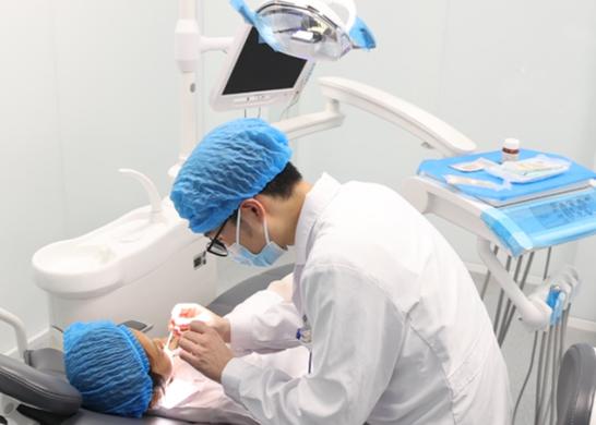 重庆雅博尔口腔口碑怎样？正规老牌，医生技术靠谱不踩坑