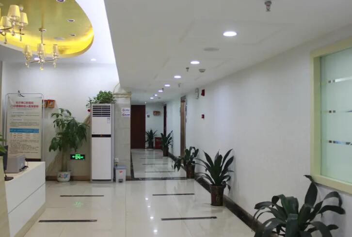 瑞格口腔诊所（河北大街店）假牙价格 瑞格口腔假牙费用多少？河北大街店镶牙、种植牙价格表全解析